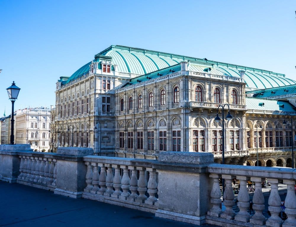 Bälle in der Staatsoper Wien